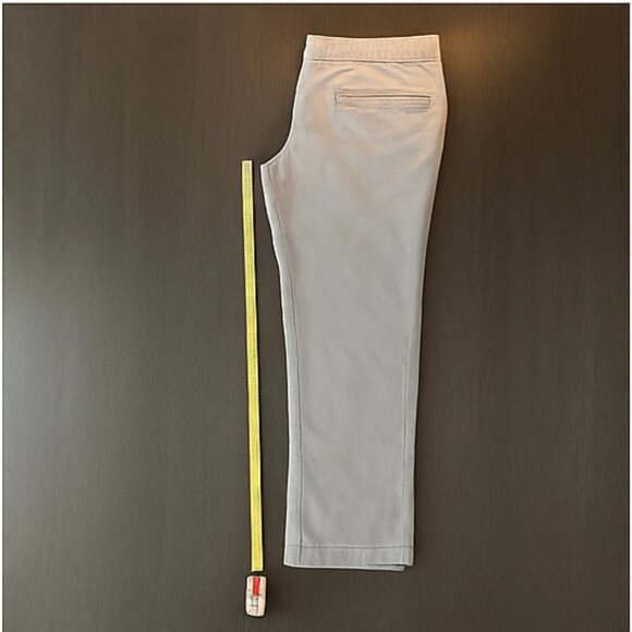 Calvin Klein Men’s Slim Fit Gray Pants – Size 30x32 - Picture 4 of 6